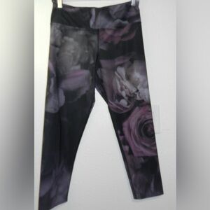 Elegant Black and Purple Floral Leggings
